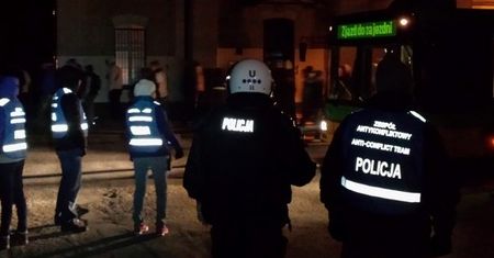 Kibice Legii zdewastowali autobusy MPK w Poznaniu