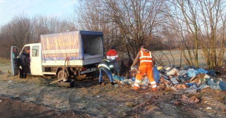 Ustawa o odpadach nie pomogła - w lasach dalej pełno śmieci