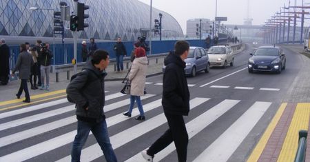 Nowe przejście dla pieszych na dworzec PKP w Poznaniu wreszcie otwarte