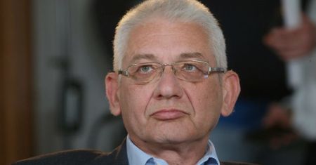 Ludwik Dorn o wypadku Beaty Szydło i innych polityków: też miałem taką sytuację, wiadomo, shit happens