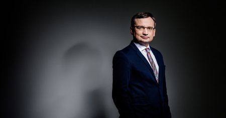 To dlatego PiS przejęło Trybunał Konstytucyjny: reforma sądownictwa będzie rewolucją