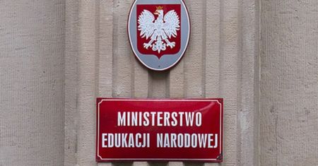 Sondaż: większość Polaków chce likwidacji gimnazjów