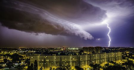 Zdjęcie burzy poznańskiego fotografa robi furorę na całym świecie