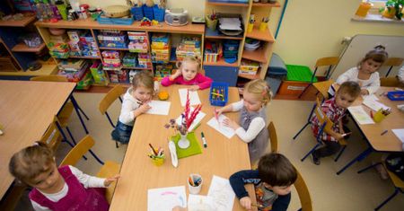 W Krakowie nie będzie nudy w wakacje. Miasto organizuje "Lato w szkole"