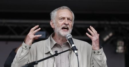 Sukces Jeremy'ego Corbyna. Kim jest socjalista, który stanie na czele opozycji