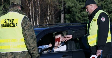 Coraz więcej uchodźców przedostaje się do Polski