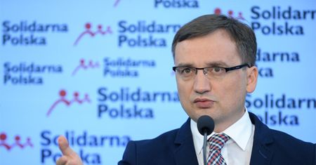 Korwin-Mikke w koalicji z PiS? Ziobro: zrobimy wszystko, aby zbudować większość