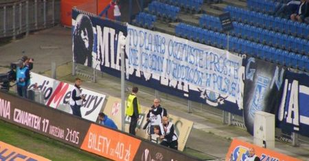 Jaśkowiak sugeruje, że źródłem rasistowskich ataków w Poznaniu mogą być hasła na stadionie