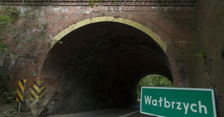 "Złoty pociąg" w Wałbrzychu. Wojewoda studzi emocje