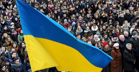 "Europo, ratuj Ukrainę". Krajowi grozi rozpad lub rządy silnej ręki
