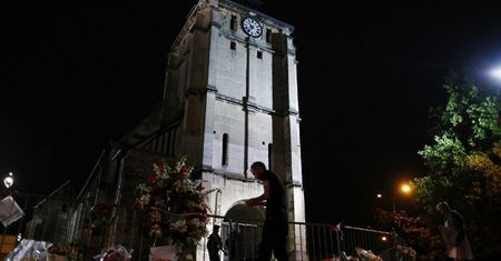 Agencja Amak zamieściła wideo z zabójcami księdza z Normandii