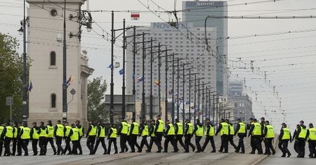 12 zgromadzeń podczas dwudniowego szczytu NATO - dwa protesty przeciwko Sojuszowi, manifestacja KOD w sobotę