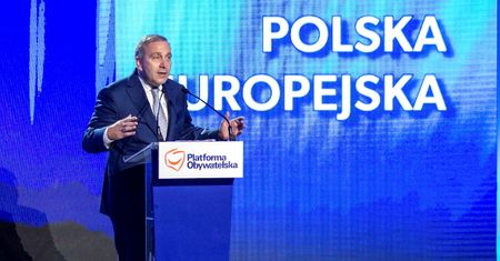 Joachim Brudziński po wystąpieniu szefa PO: Schetyna totalnie odleciał, ma manię prześladowczą