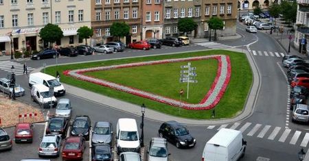 Plac Kolegiacki stanie się alternatywą dla hałaśliwego Starego Rynku?