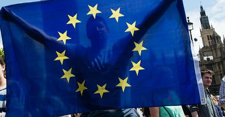 Liderzy kampanii na rzecz Brexitu w ogniu krytyki w europarlamencie
