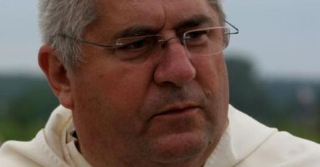 Ojciec Jan Góra zostanie pochowany na Polach Lednickich