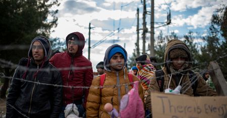 Migranci demonstrują na greckiej wyspie Lesbos