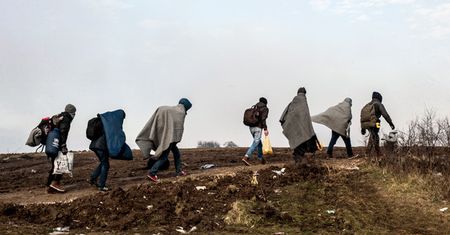 Kamerzystka, która kopała imigrantów, skazana na dozór kuratorski