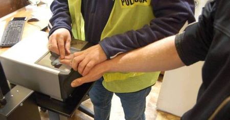 Pobili przypadkowego przechodnia w Kole. Grozi im do trzech lat więzienia