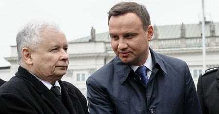 Katastrofa smoleńska. Paweł Lisicki: pierwsza polemika prezydenta i prezesa PiS?