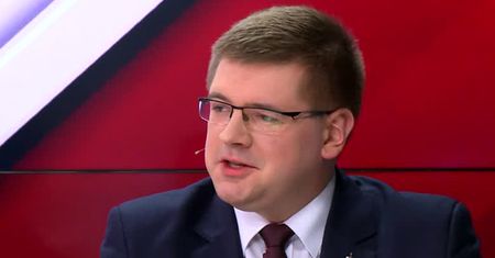 Polityk Kukiz'15 u Żakowskiego: dymisja Dawida Jackiewicza to złożenie ciała ofiarnego