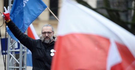 Kryzys KOD ma dużo głębsze źródło niż faktury na 90 tys. zł
