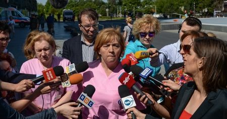 Strajk w Centrum Zdrowia Dziecka. "Jest zbyt mało pielęgniarek, od 30 lat czegoś takiego tutaj nie było"