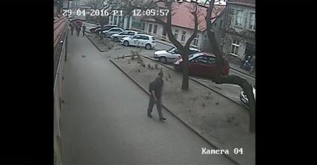 Policja opublikowała wizerunek sprawcy napadu w Międzychodzie