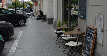 Na Szewskiej w Poznaniu pojawią się ogródki gastronomiczne, ale zmniejszy się liczba miejsc parkingowych