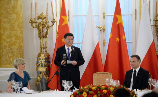 Prezydent Andrzej Duda wraz z małżonką i przewodniczący Chińskiej Republiki Ludowej Xi Jinping