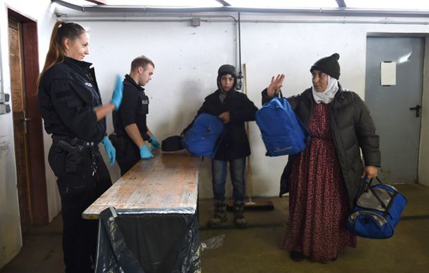 Ponad 800 ataków na ośrodki dla uchodźców w Niemczech od początku roku