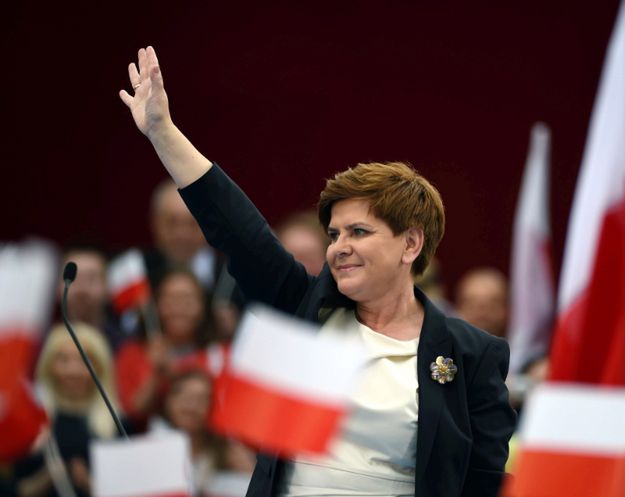 Beata Szydło: w referendum zadać kolejne pytania, m.in. o obniżenie wieku emerytalnego