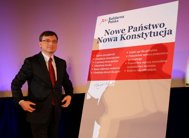 Zbigniew Ziobro podczas konwencji Solidarnej Polski pod hasłem "Nowe państwo, nowa konstytucja" w Krakowie, 30 czerwca 2013 r.