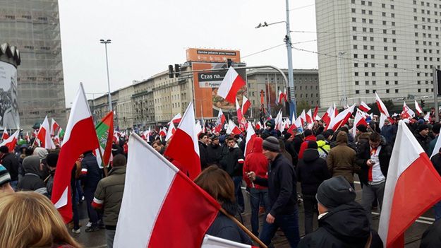 Początek Marszu Niepodległości w Warszawie.