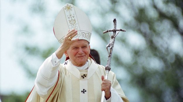 Jan Paweł II w czerwcu 1988 roku