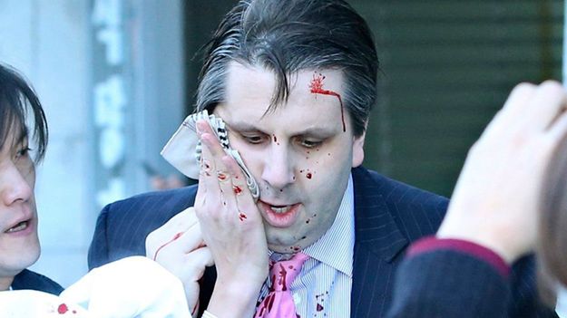 Mark Lippert tuż po ataku