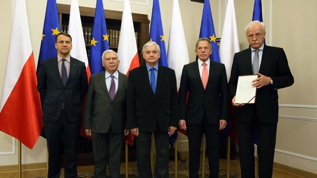 Byli szefowie MSZ: Radosław Sikorski, Daniel Rotfeld, Włodzimierz Cimoszewicz, Dariusz Rosati, Andrzej Olechowski