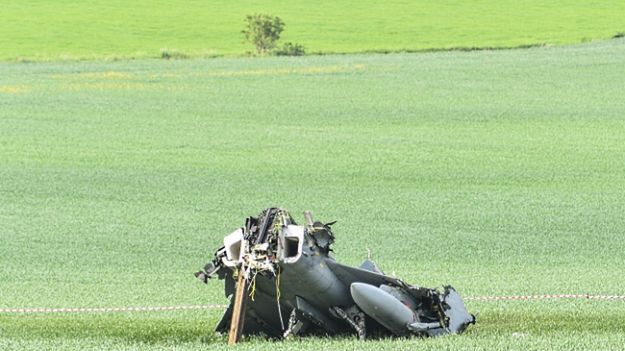 Wrak myśliwca JAS-39 Gripen