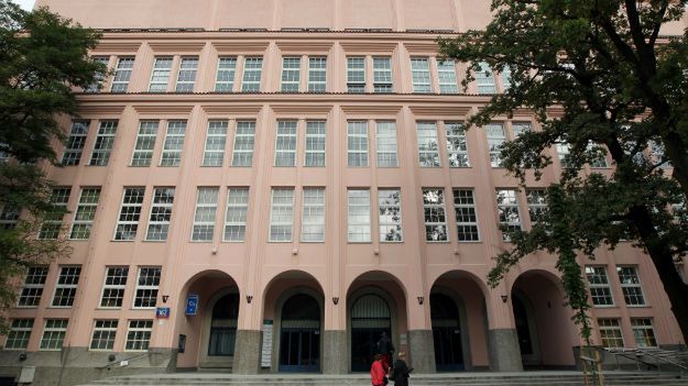 Budynek Szkoły Głównej Handlowej w Warszawie