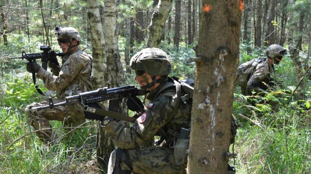 Polsko-amerykańskie ćwiczenia na poligonie w Nowej Dębie