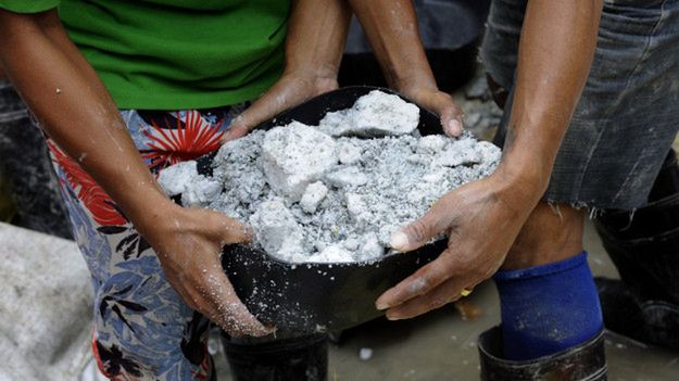 Przy wydobyciu złota na Filipinach często pracują także dzieci