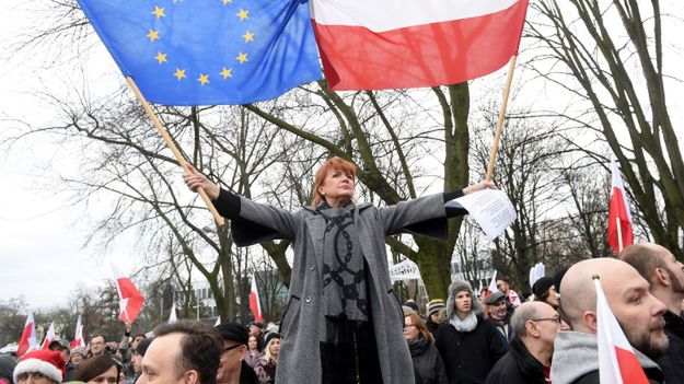 Manifestacja KOD przed Sejmem