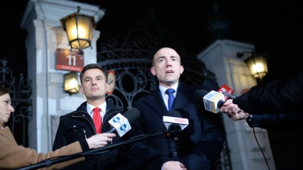 Posłowie PO Borys Budka i Arkadiusz Myrcha podczas konferencji prasowej
