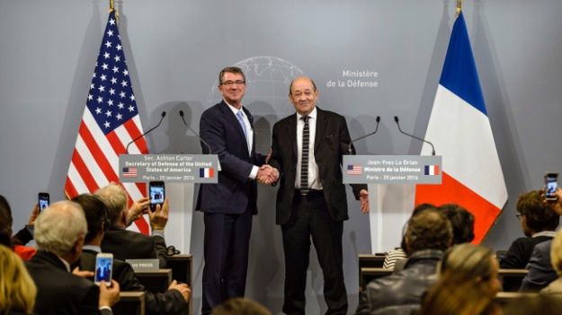 Jean-Yves Le Drian i Ashton Carter