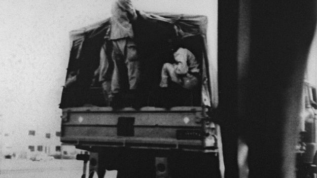 Iraccy żołnierze w Kuwejcie, sierpień 1990 r.