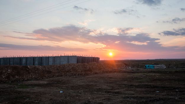 Turecko-syryjska granica w pobliżu Kilis