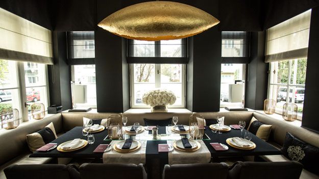 Restauracja Amber Room w Pałacu Sobańskich