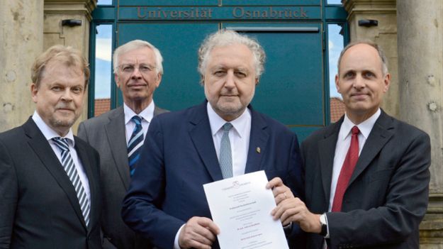 Prezes Trybunału Konstytucyjnego Andrzej Rzepliński, odbierając tytuł doktora honoris causa Wydziału Prawa Uniwersytetu w Osnabruecku