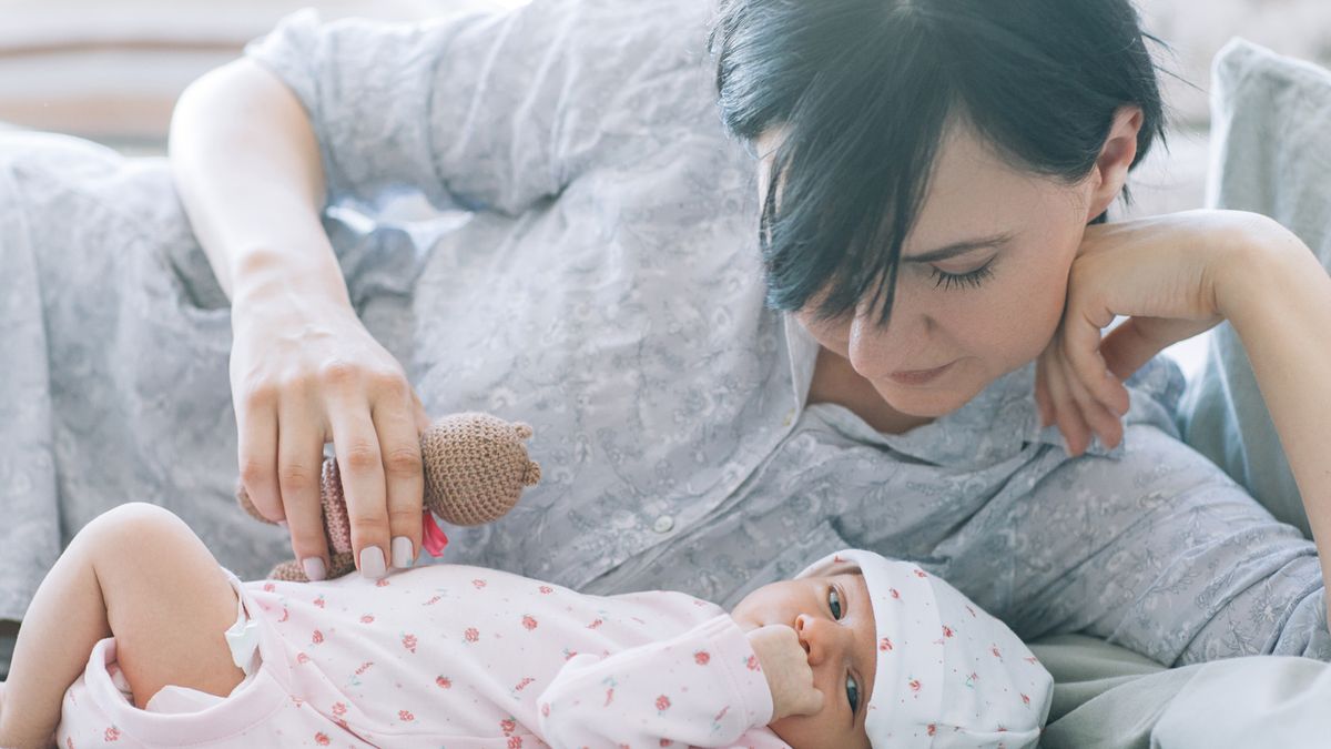 Jak przejawia się nietolerancja laktozy u noworodka?