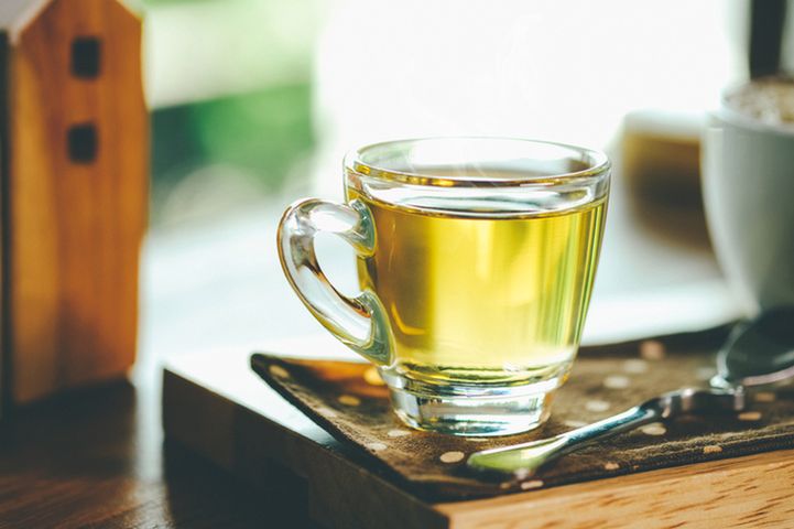 EGCG znajduje się w zielonej herbacie.